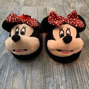 Minnie Mouse slippers